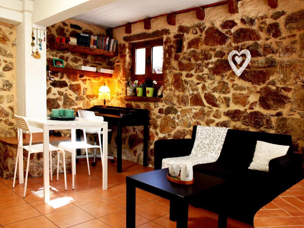 Sweet Stone Apartment In Imittos Athen Exterior foto